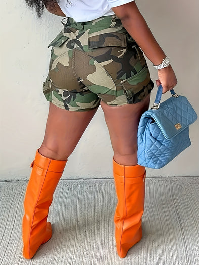 Fashionable Camo Cargo Denim Shorts for Women - Stylish Zipper Flap Pockets, Trendy Jeans Shorts with Secure Button Closure - Perfect Casual Wear for Fashionistas