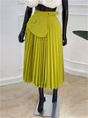 Elegant pleated high waist split skirt in vibrant green, perfect for fall and winter fashion. Ideal for stylish cold-weather outfits.